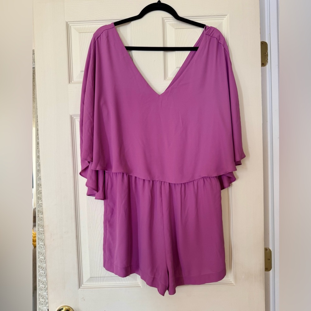 BCBGMAXAZRIA Carrie Romper- Violetta| Size L - NWT